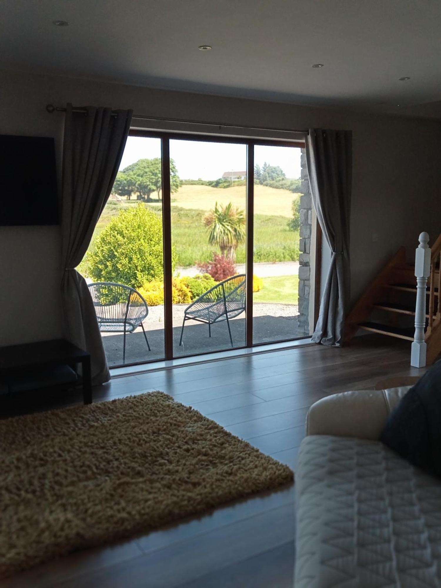 This Is It - Along The Coast Foghill Room photo